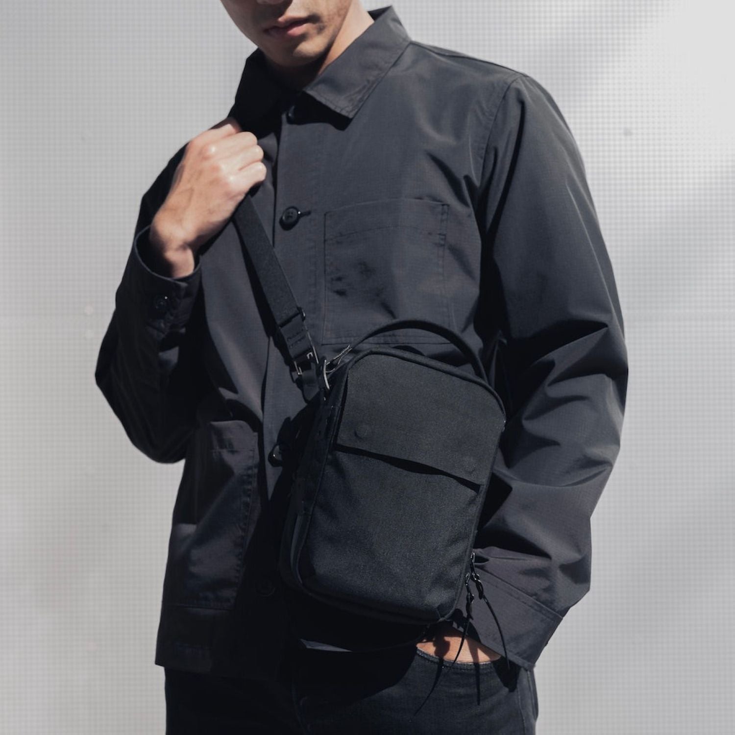 Black Ember Kompak Sling Bag 5L