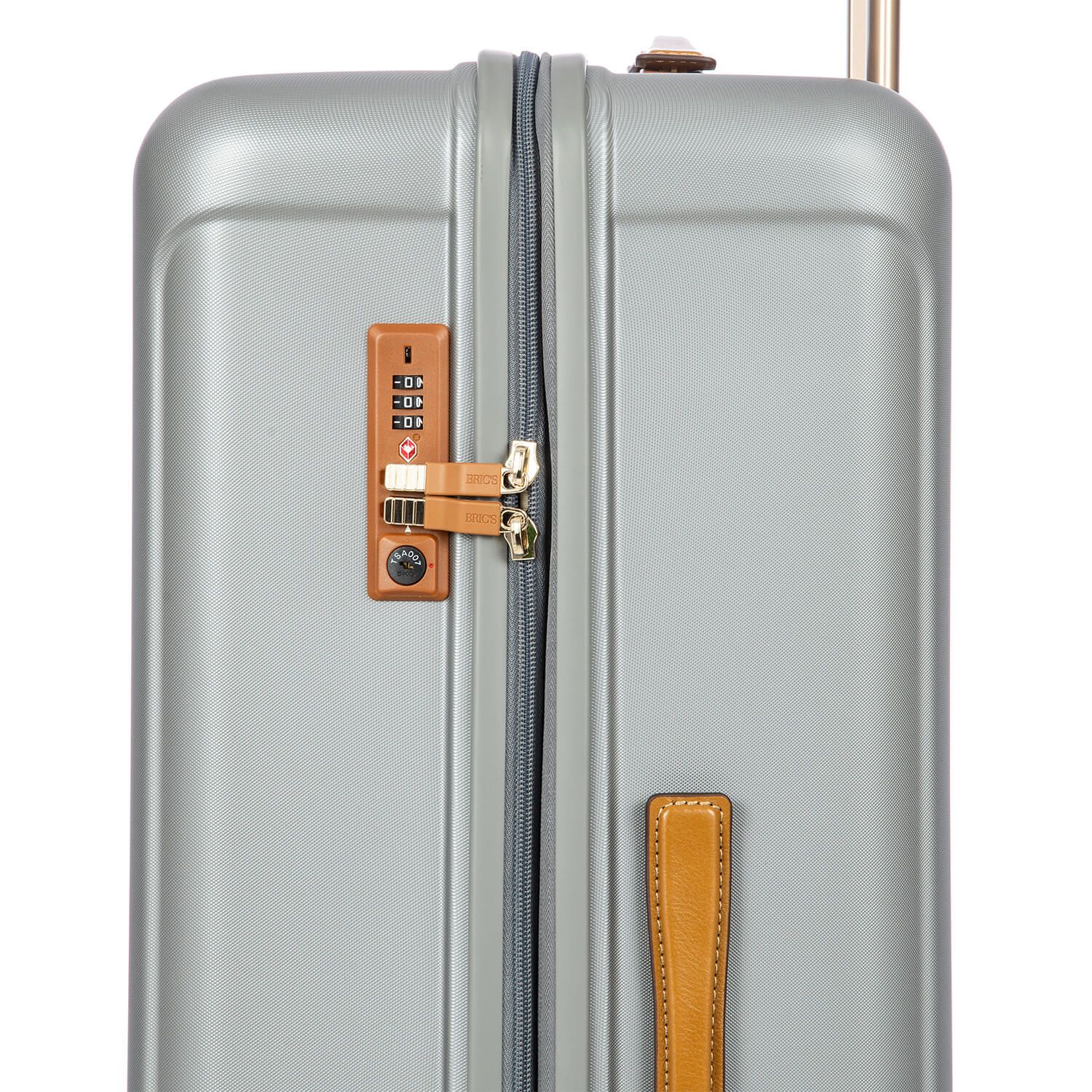 BRIC'S Capri 30" Expandable Luggage Spinner