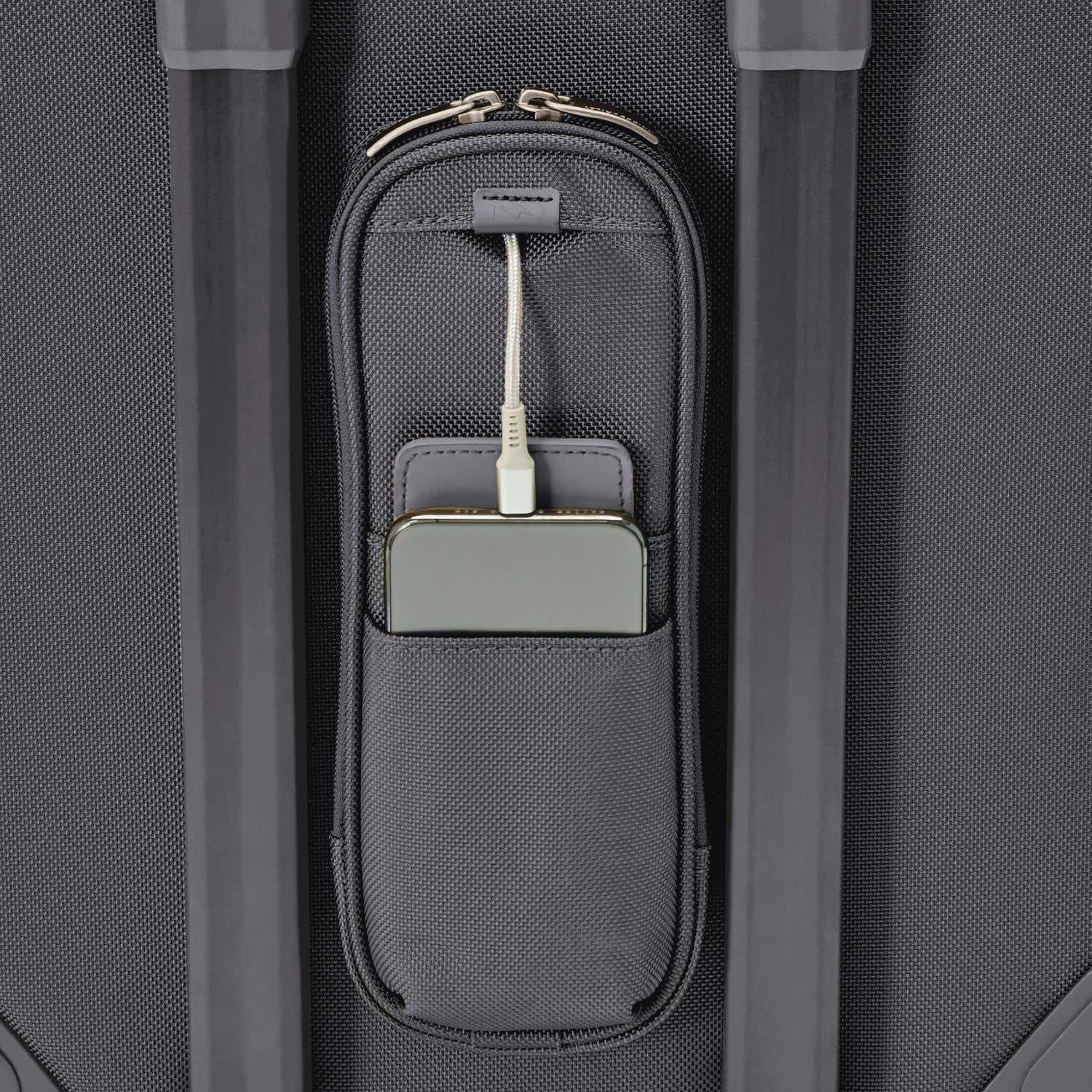 Briggs & Riley Baseline Essential 22" Carry-On Expandable Spinner (SA)