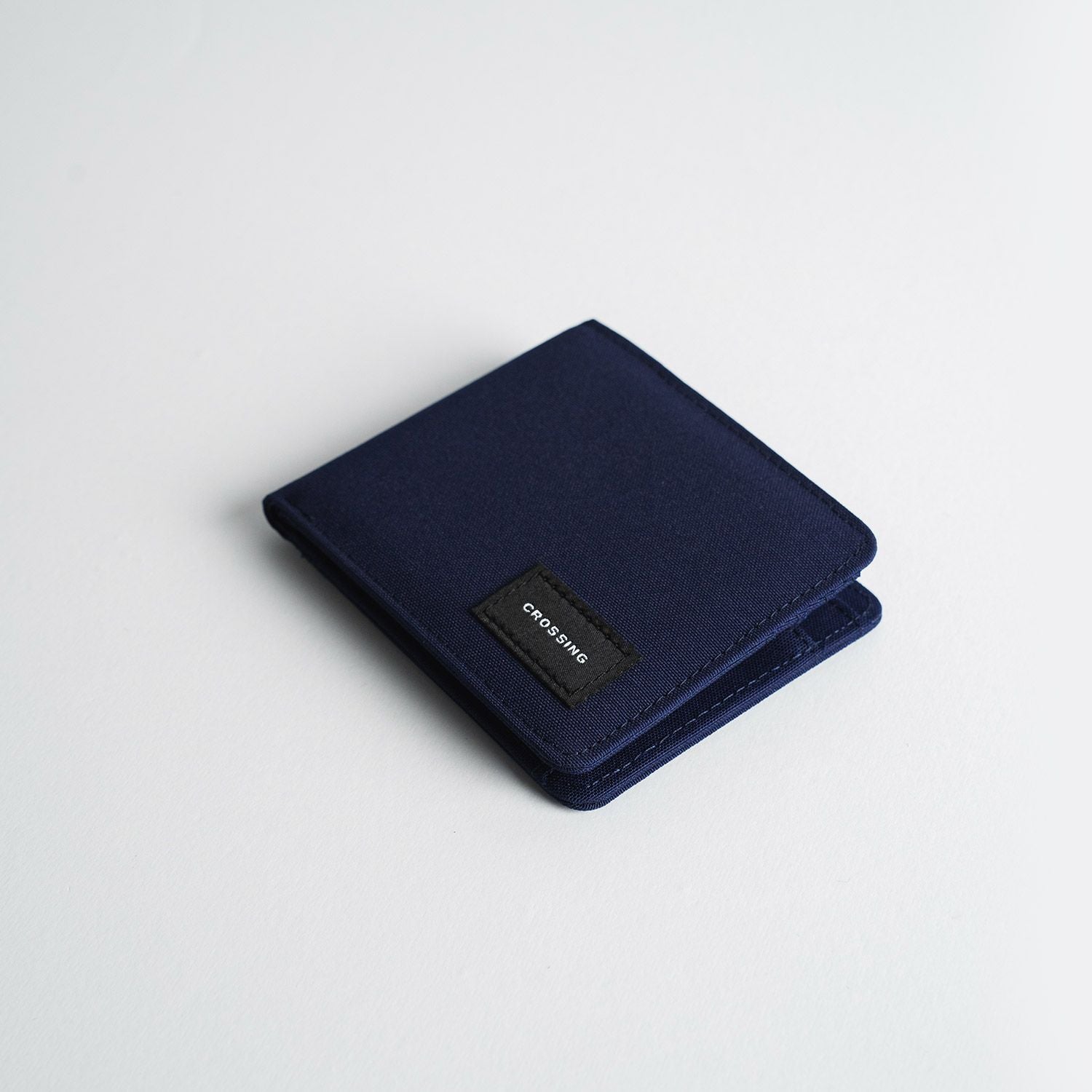 Crossing Bifold Wallet with Coin Pocket RFID