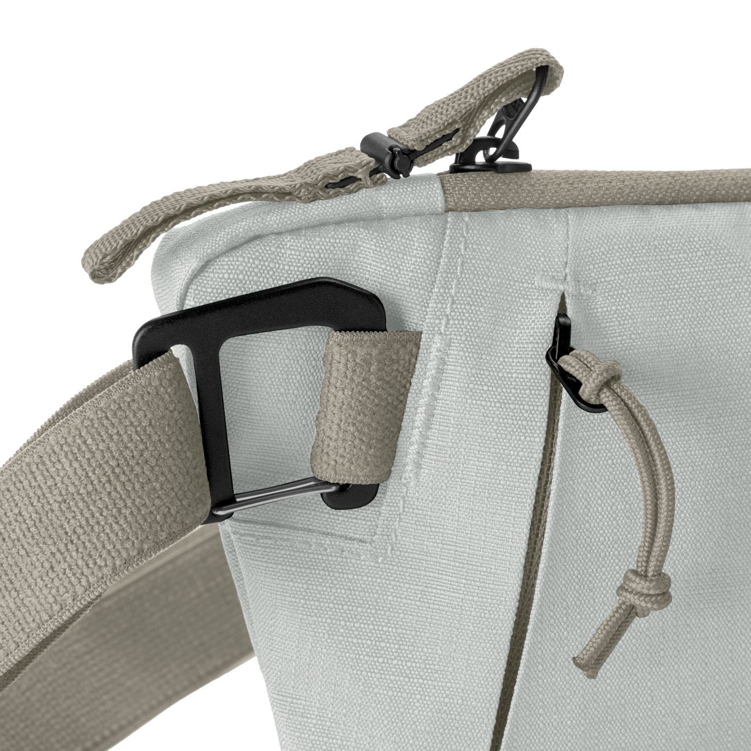 Eagle Creek Stash RFID Sling Bag