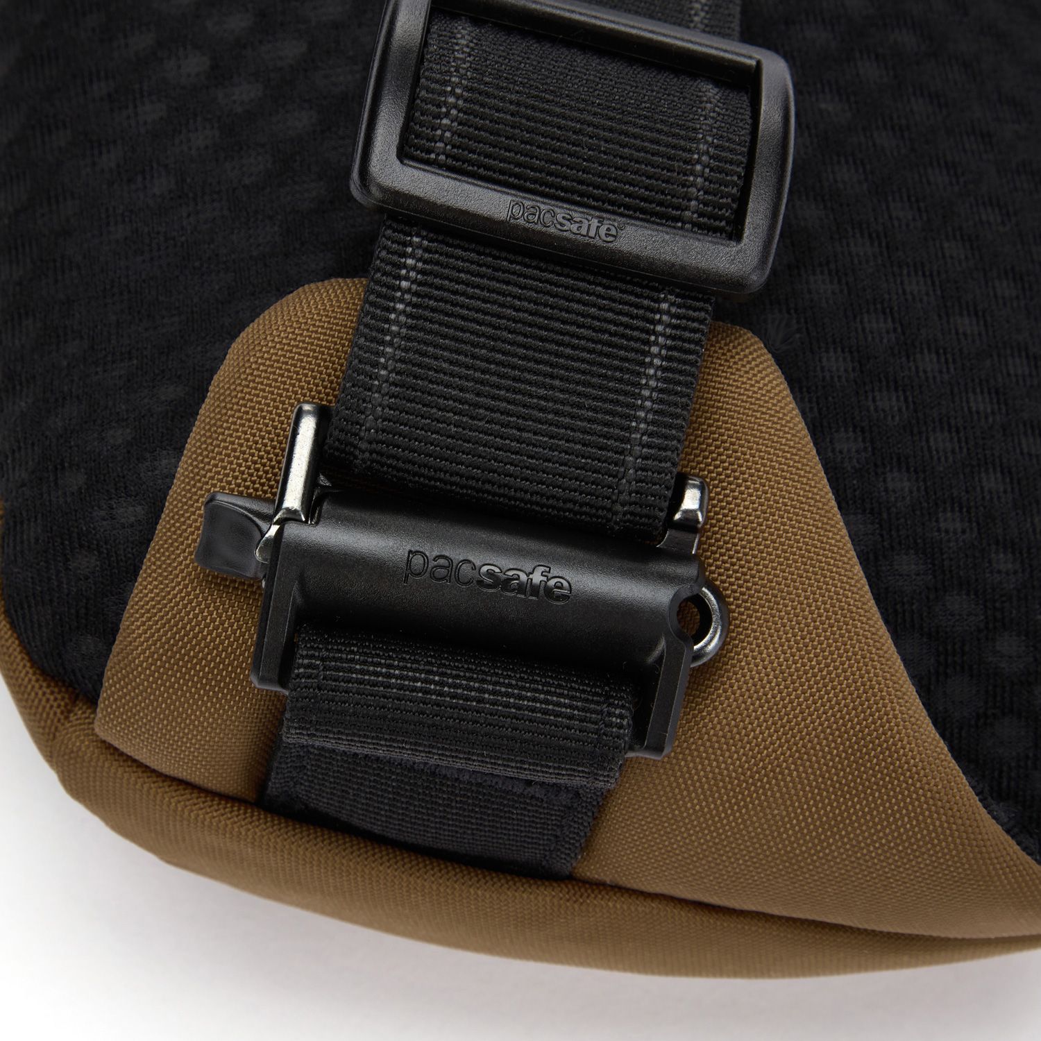 Pacsafe Vibe 150 Anti-Theft Sling Pack (SA)