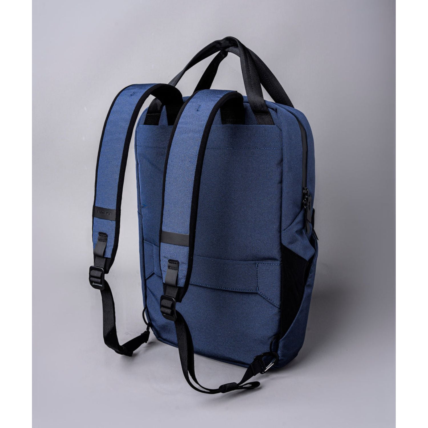 ALPAKA Bravo Tote Pack (SA)