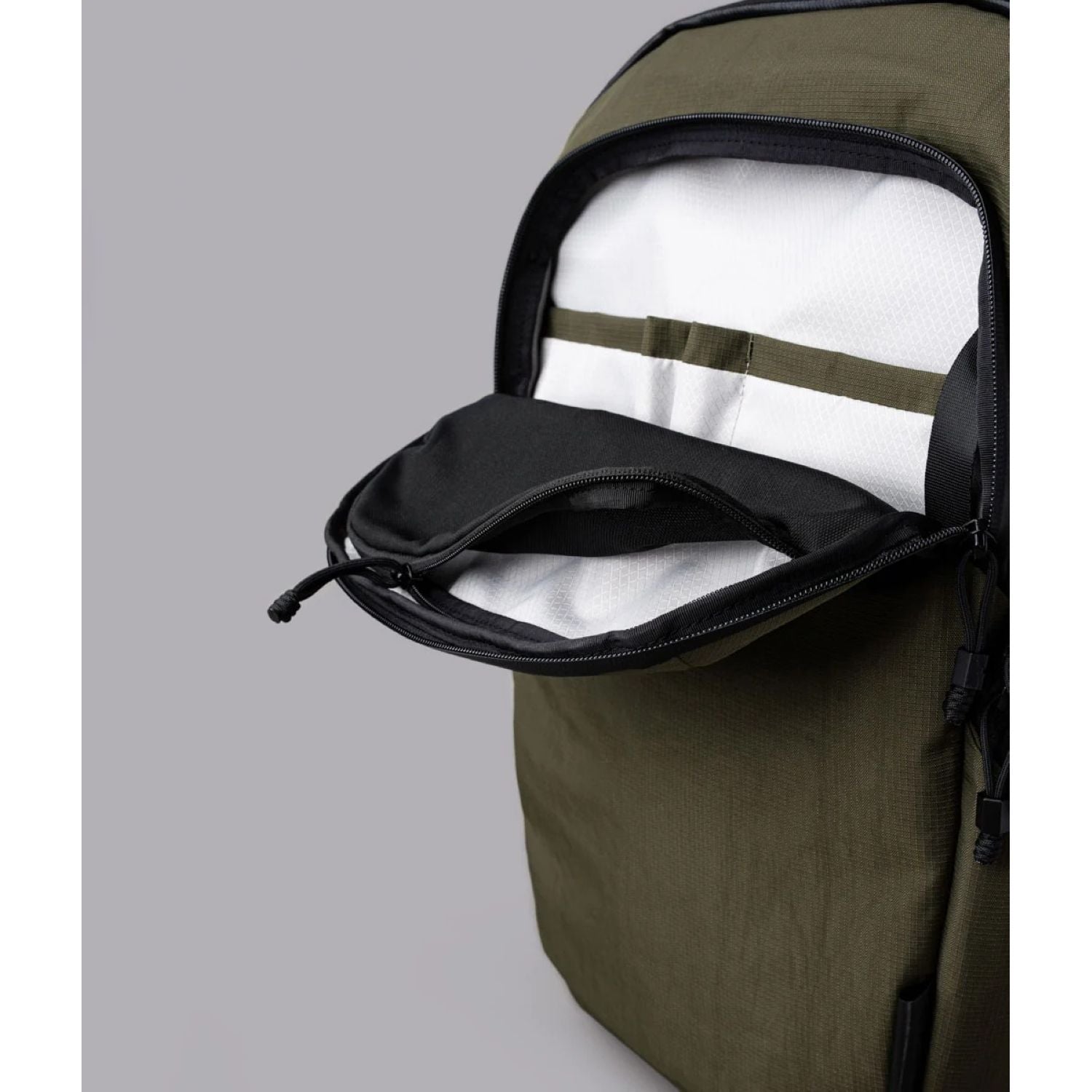 ALPAKA Bravo Backpack 23L