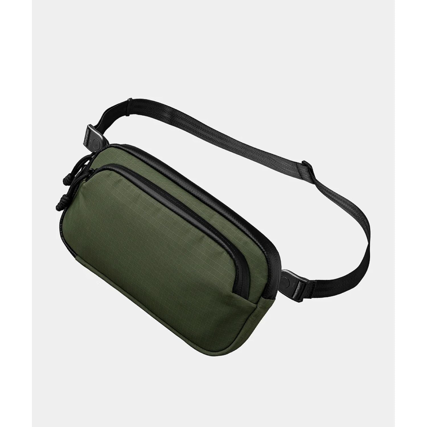 ALPAKA Bravo Passport Pouch