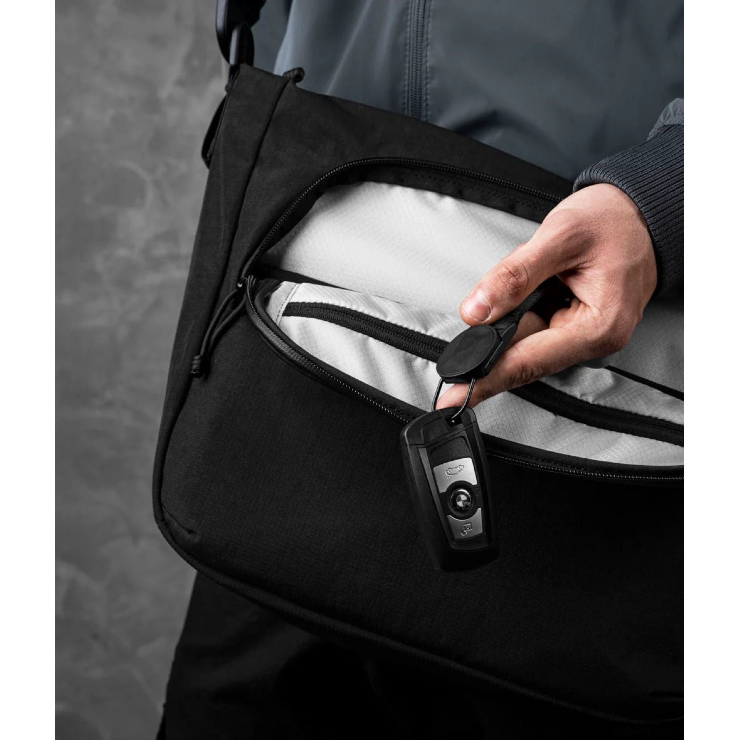 ALPAKA Bravo Tote V2 12L