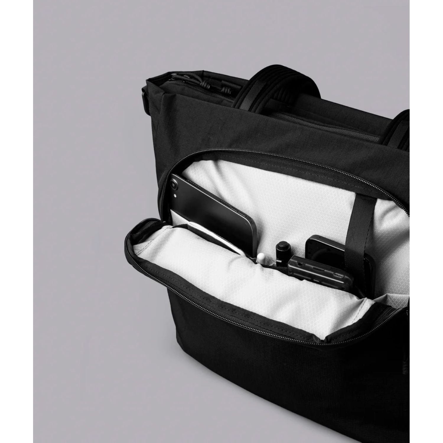 ALPAKA Bravo Tote V2 14L