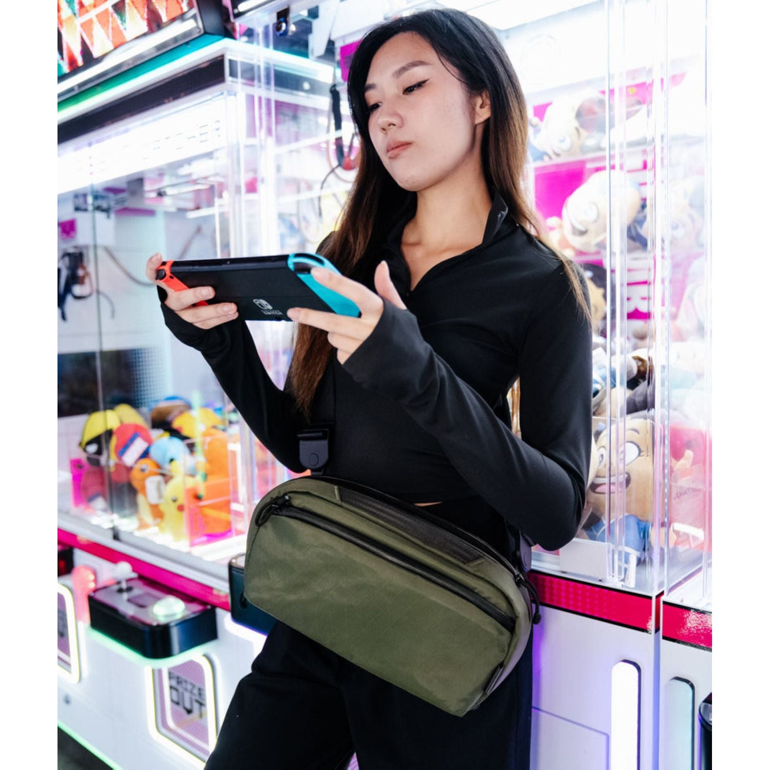 ALPAKA Eclipse Gaming Sling