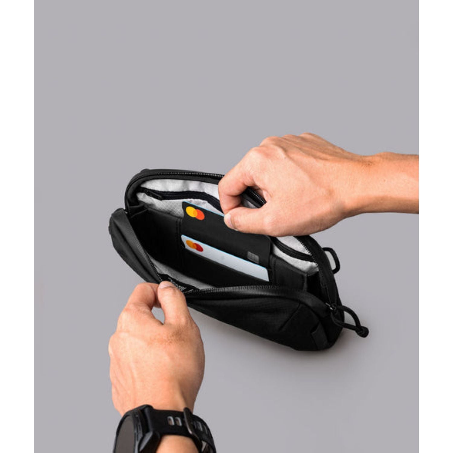 ALPAKA Flight Pouch Pro