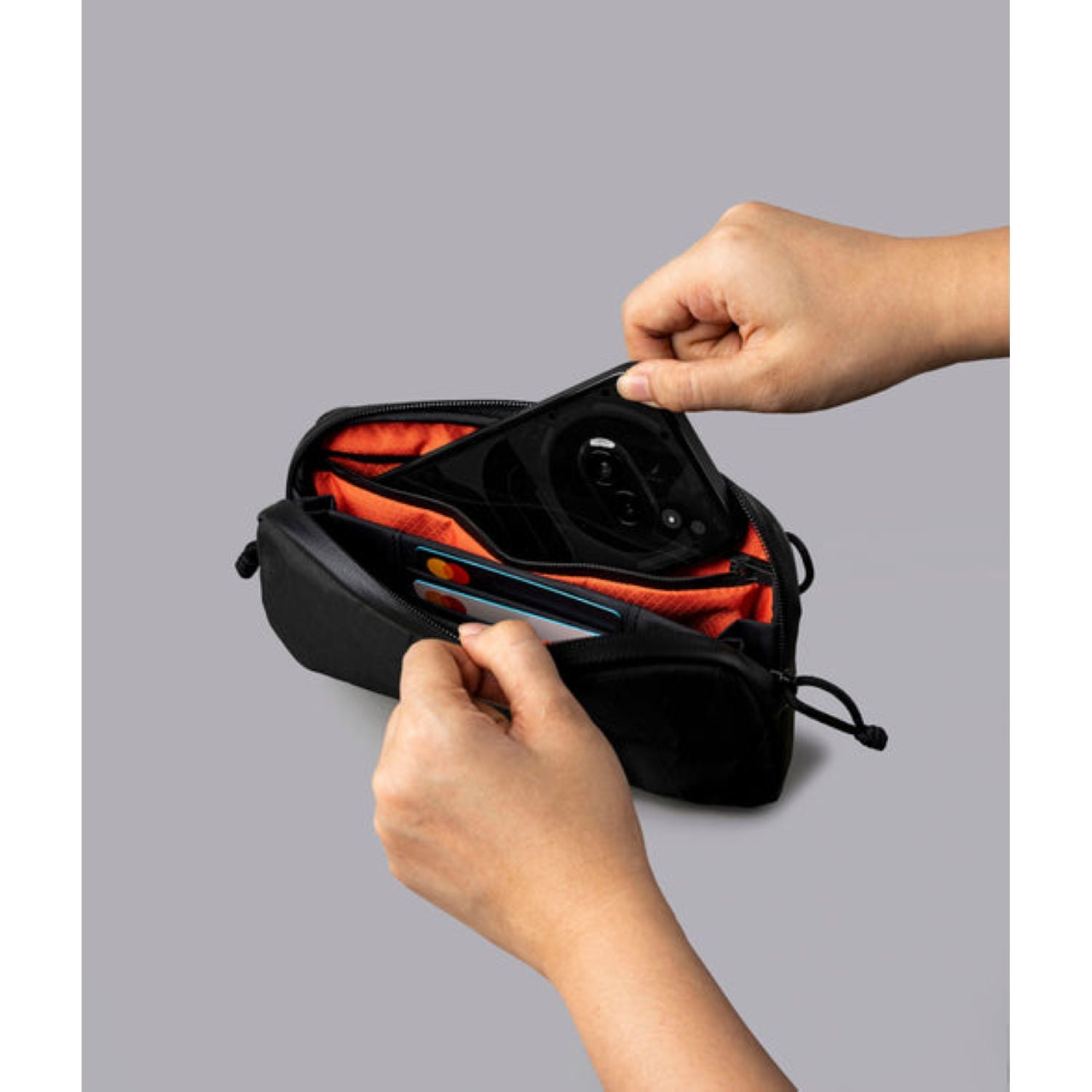 ALPAKA Flight Pouch Pro