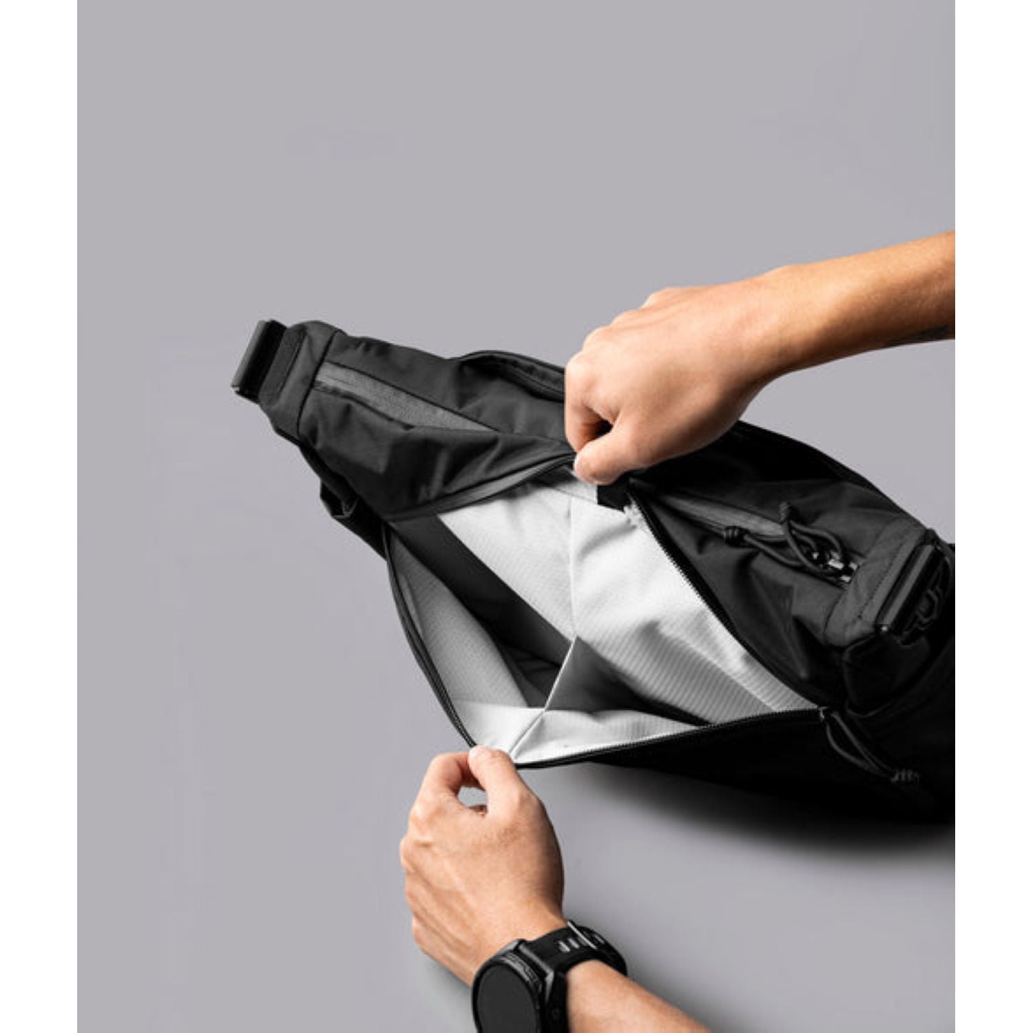 ALPAKA Flight Satchel