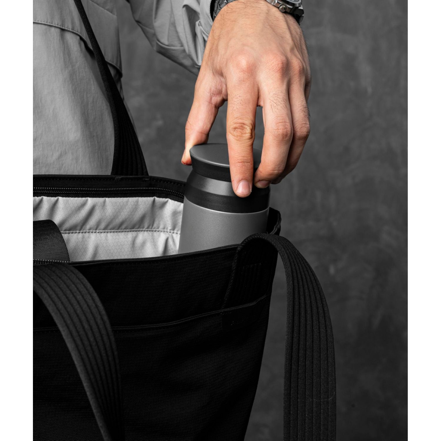 ALPAKA Flight Tote Bag (M)