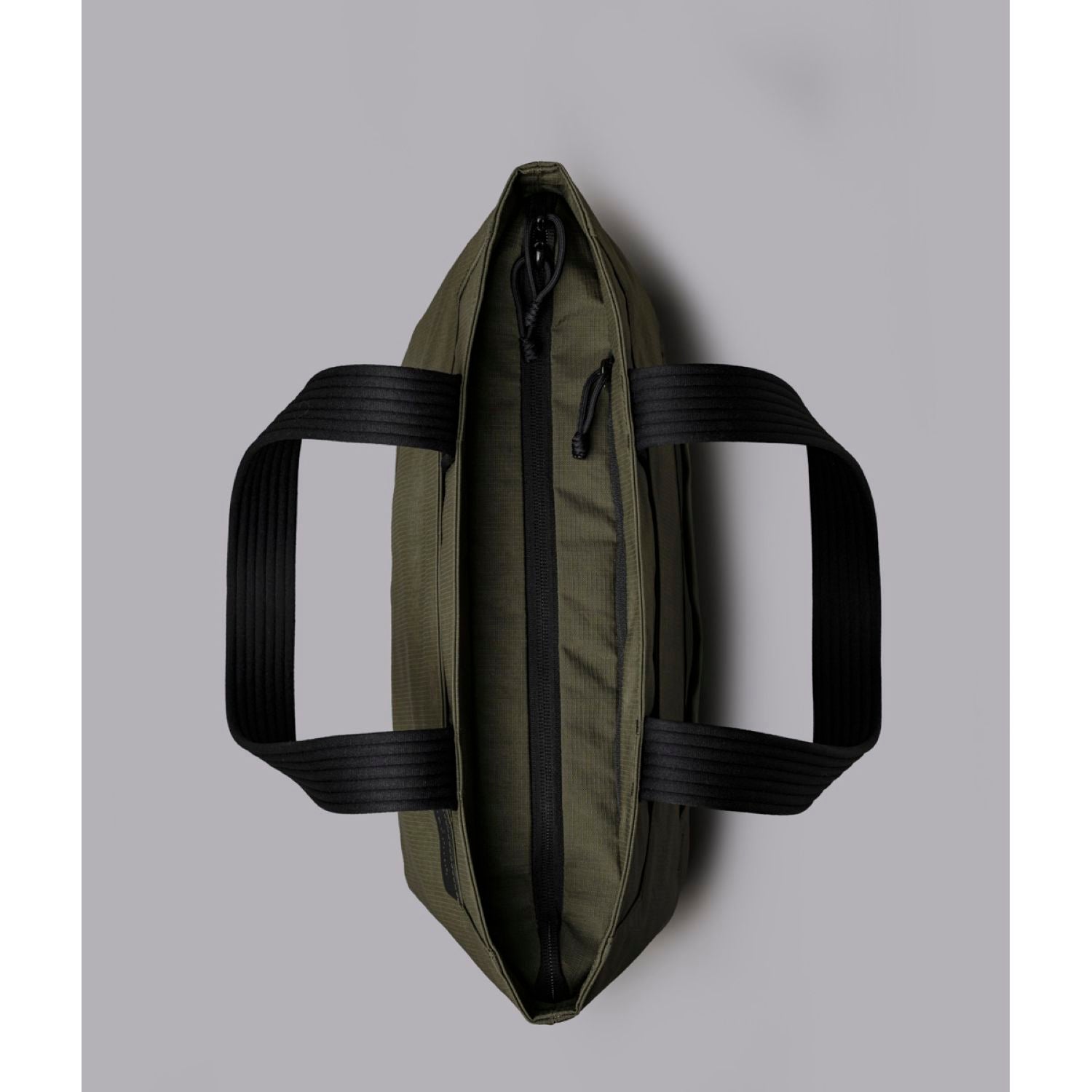 ALPAKA Flight Tote Bag (M)