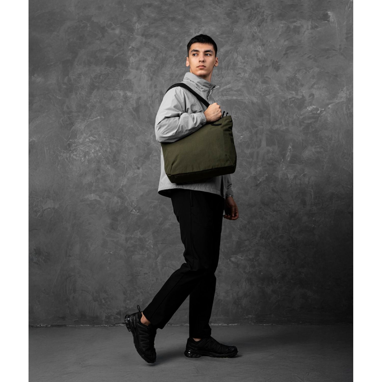 ALPAKA Flight Tote Bag (M)