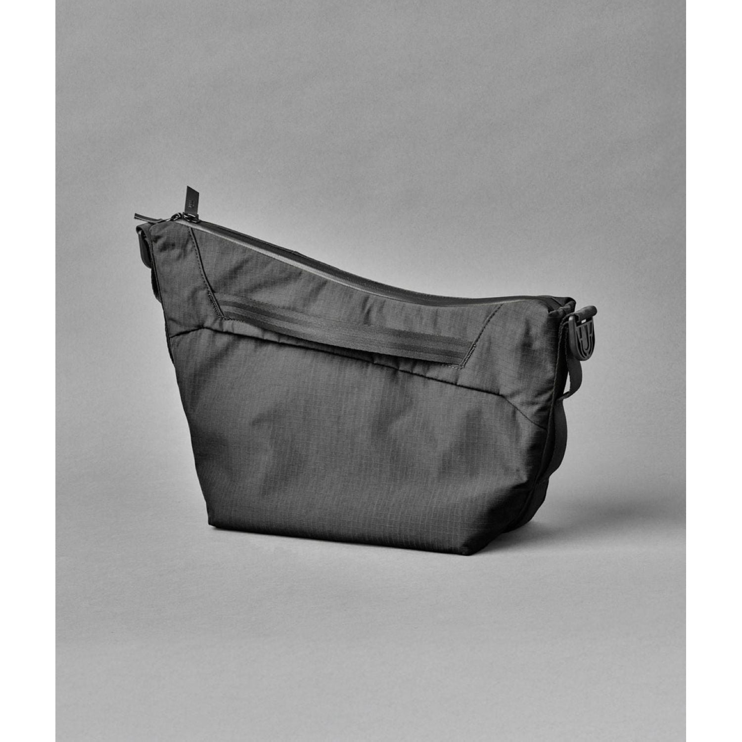 ALPAKA Flow Satchel