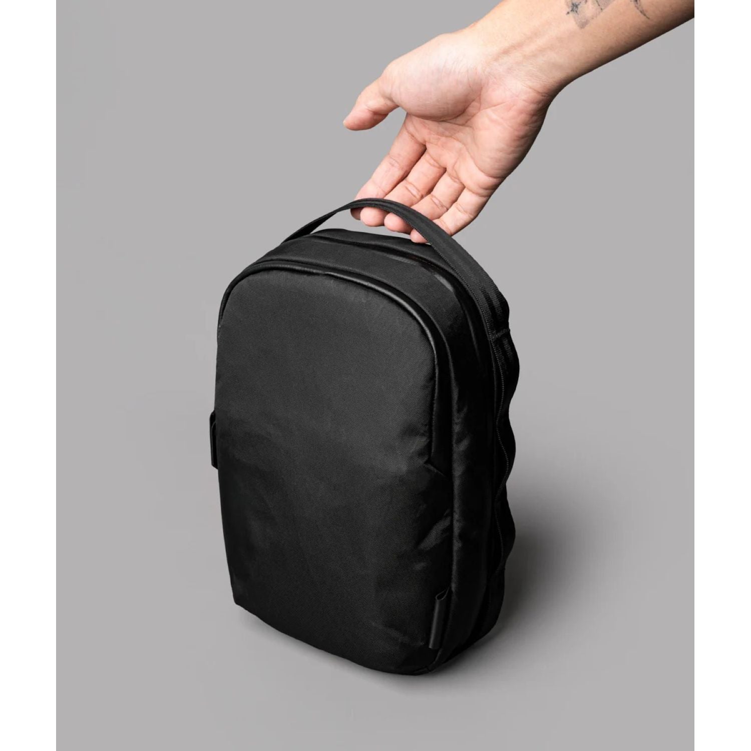 ALPAKA Metro Sling Max