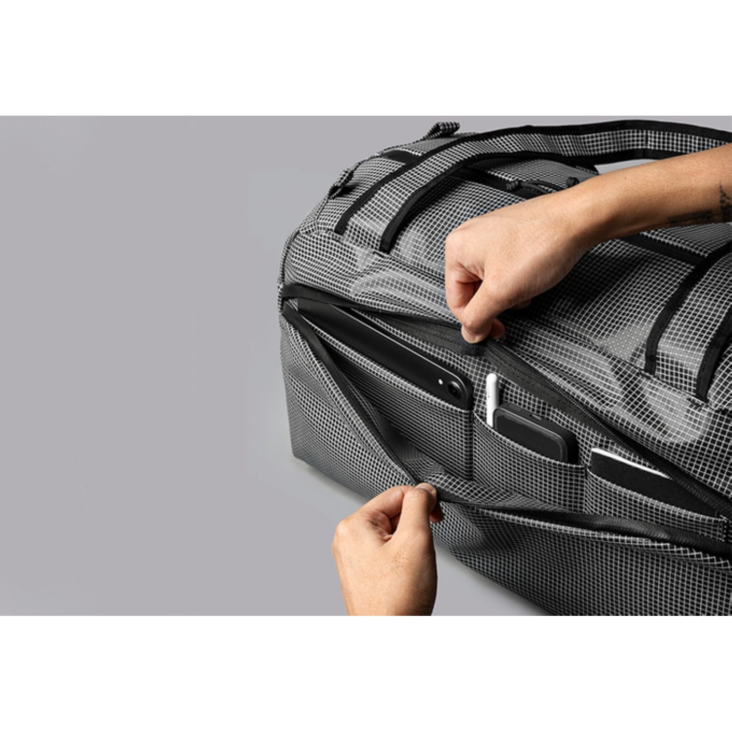 ALPAKA Momentum Duffel