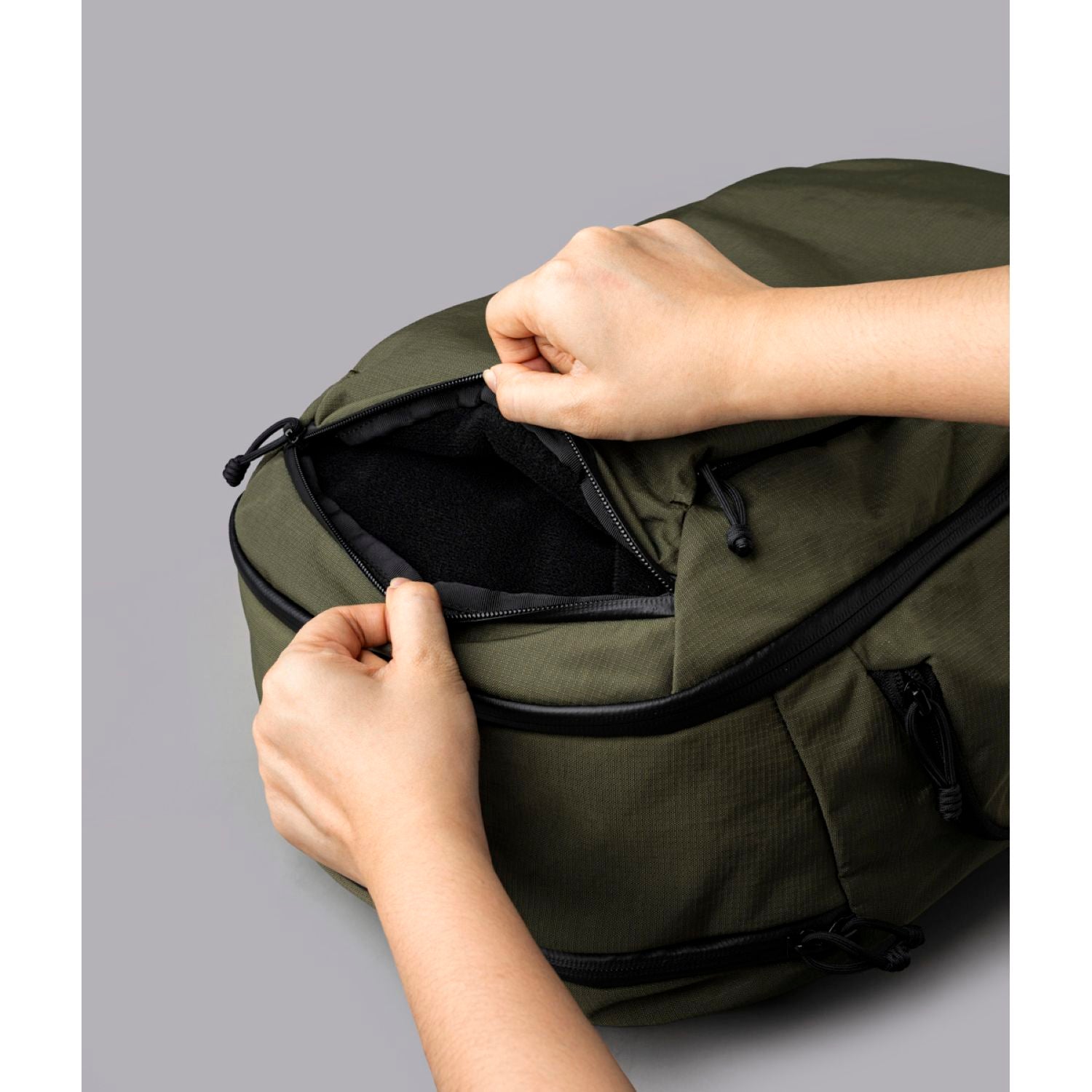 [PRE-ORDER] ALPAKA Traverse Backpack 30L