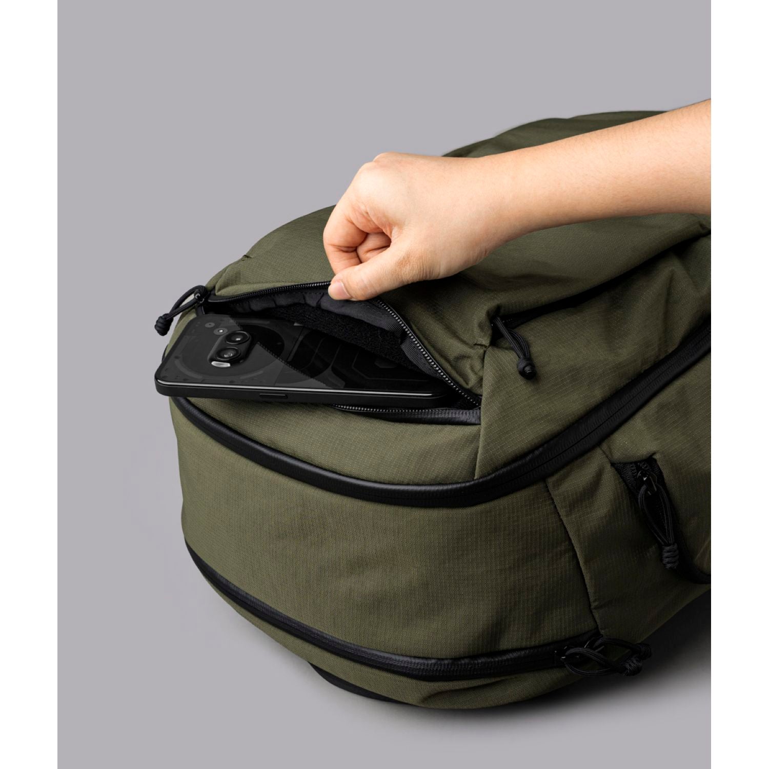 [PRE-ORDER] ALPAKA Traverse Backpack 30L