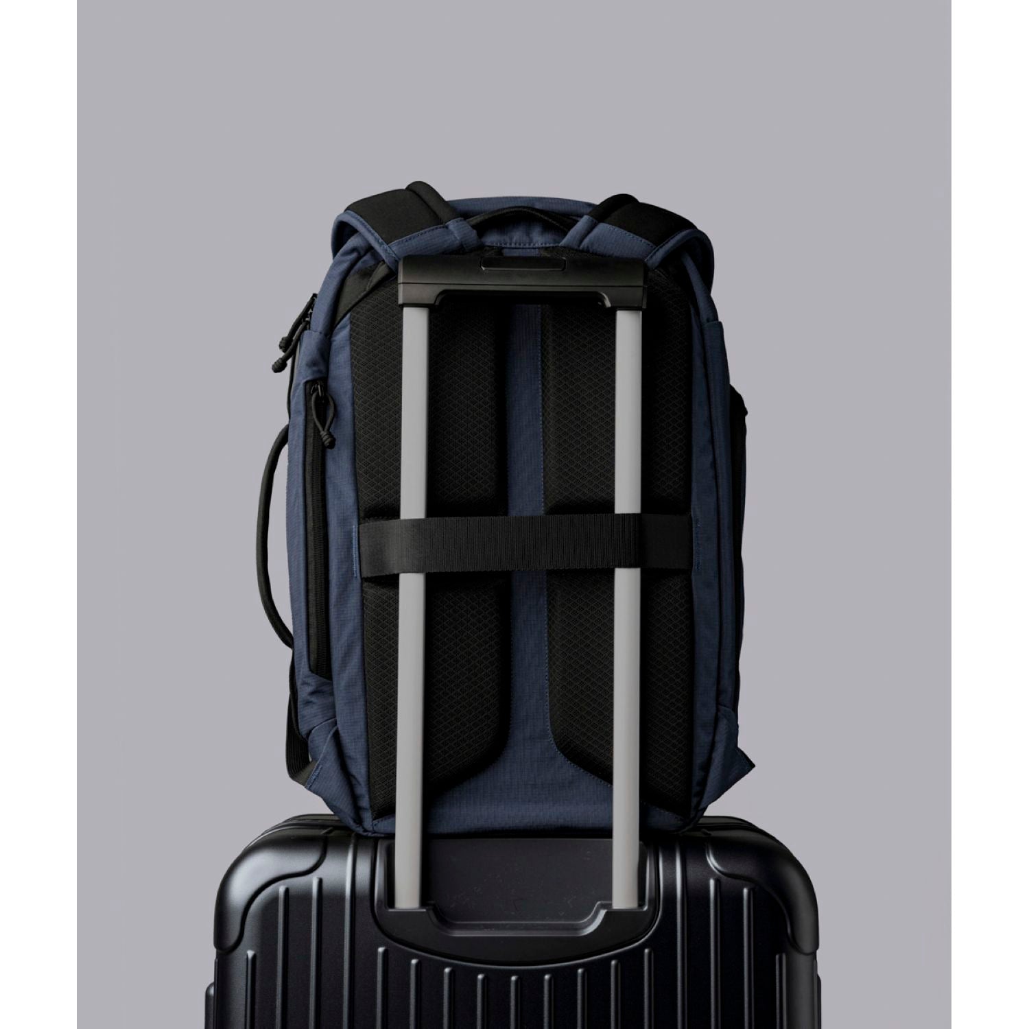 [PRE-ORDER] ALPAKA Traverse Backpack 30L