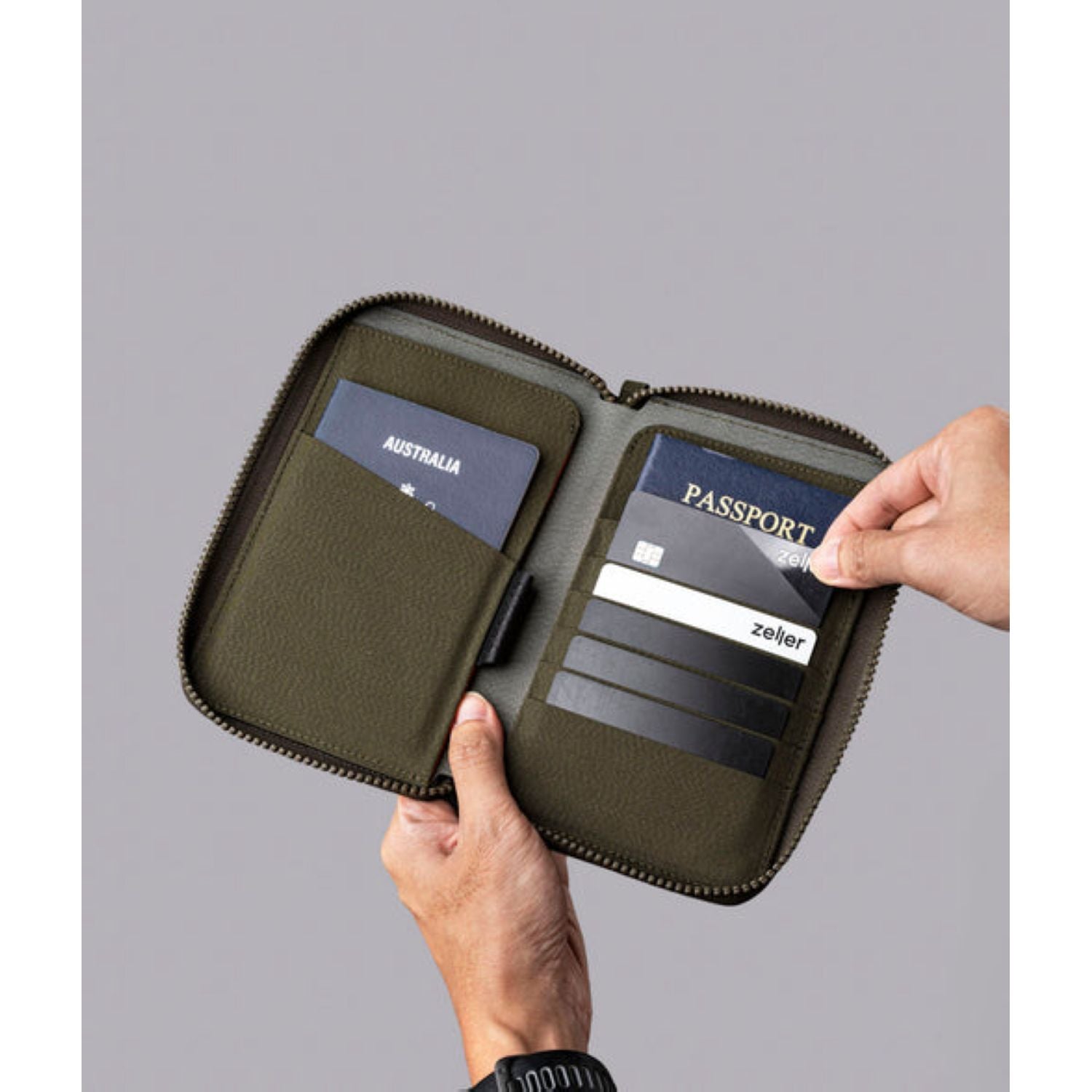 ALPAKA Zip Passport Wallet