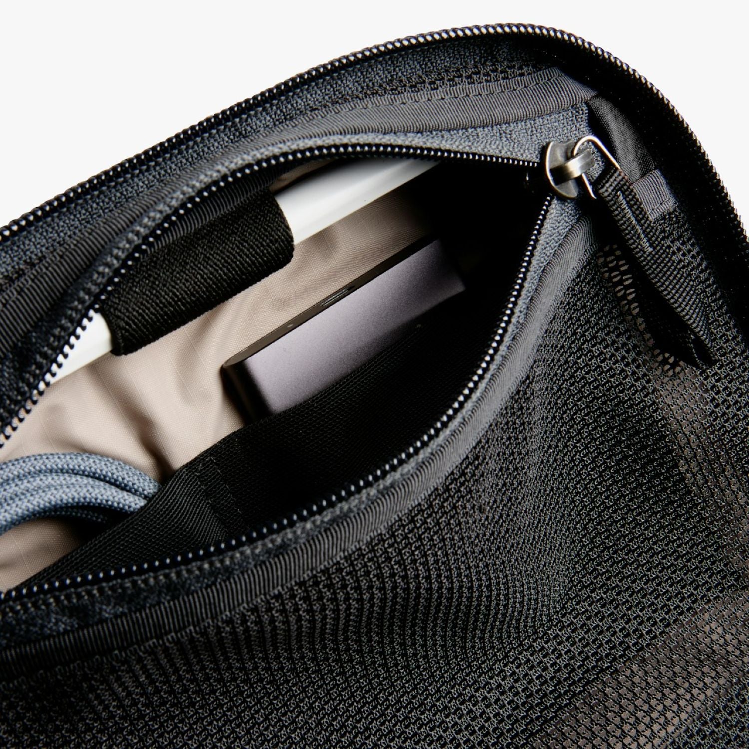 Bellroy Lite Tech Kit