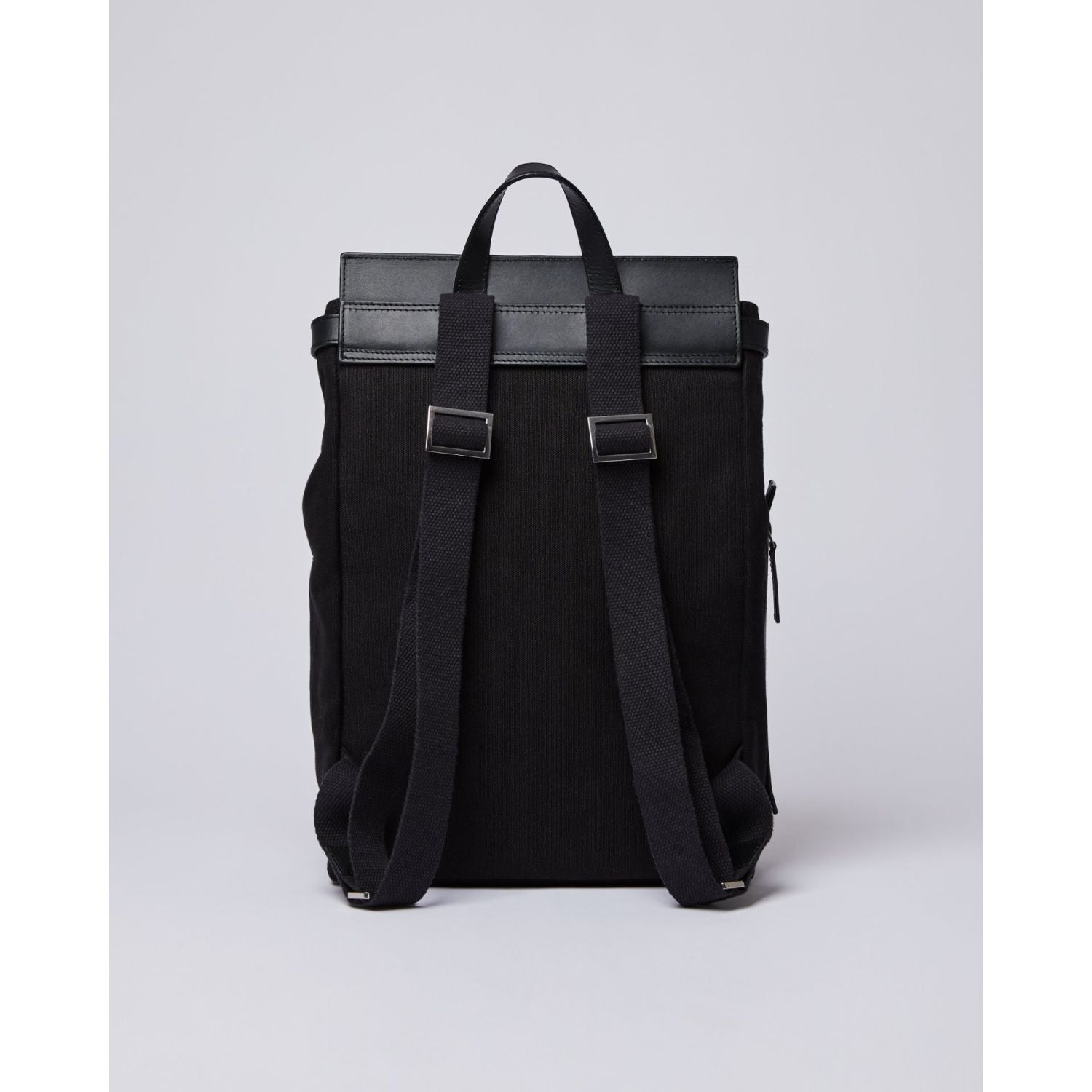 Sandqvist Alva Metal Hook Backpack