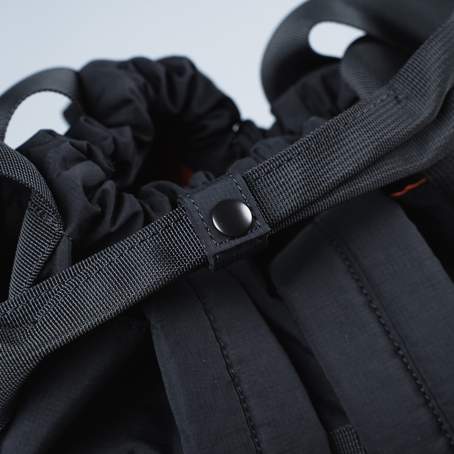 Crossing Jack Drawstring Totepack