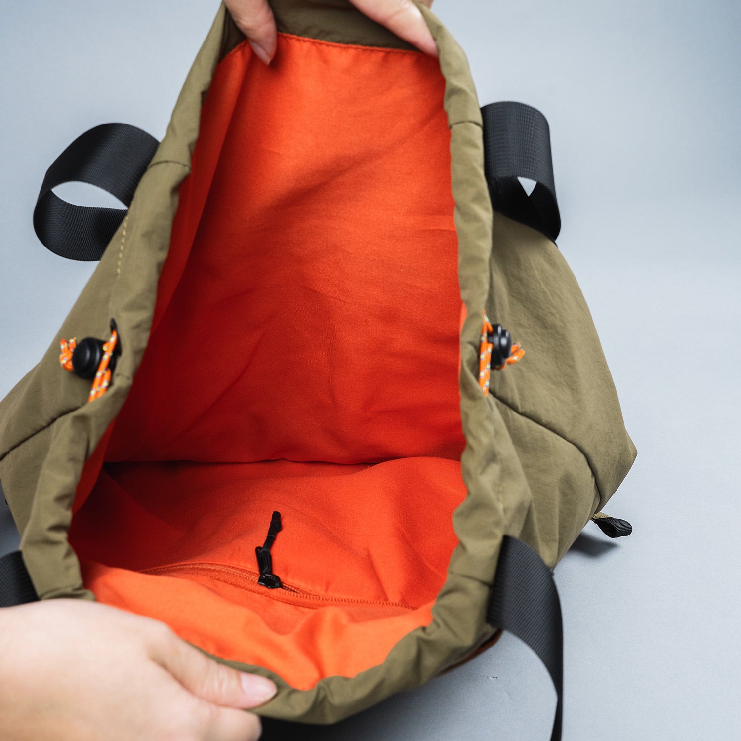 Crossing Jack Drawstring Totepack