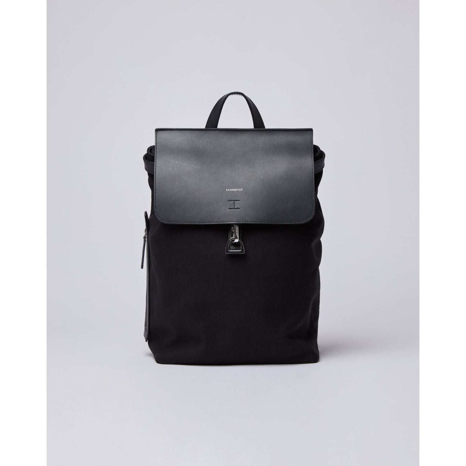 Sandqvist Alva Metal Hook Backpack