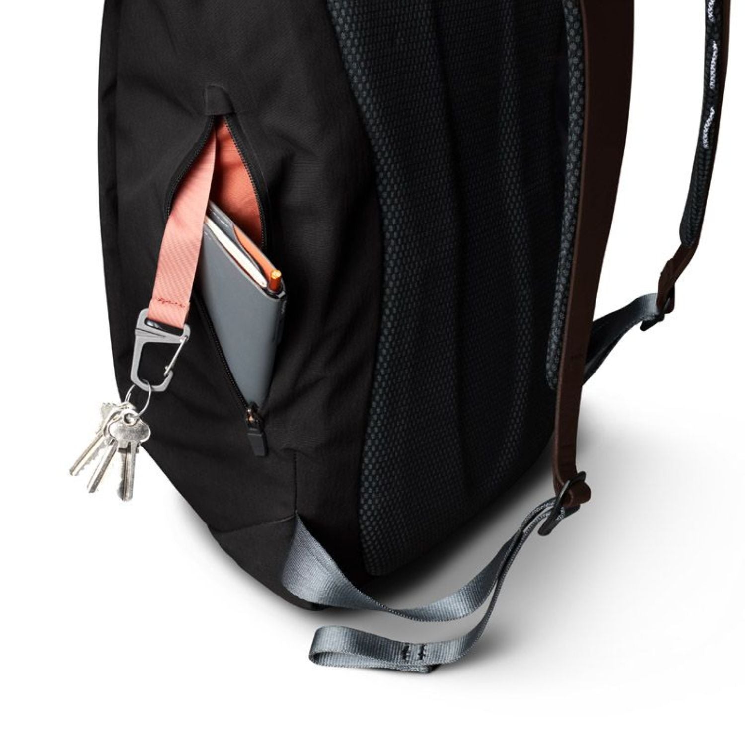 bellroy-apex-backpack-raven-9