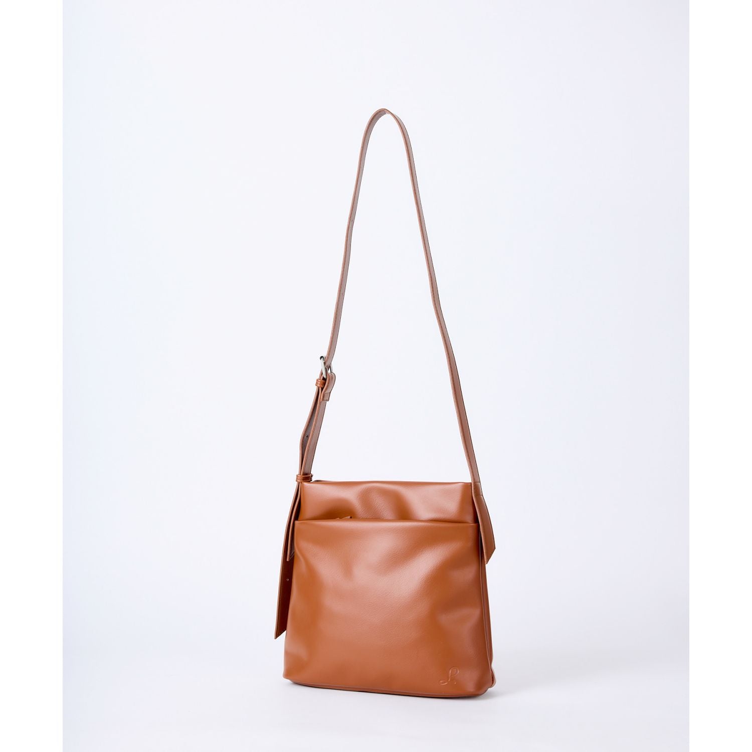 Legato Largo Link Shoulder Bag